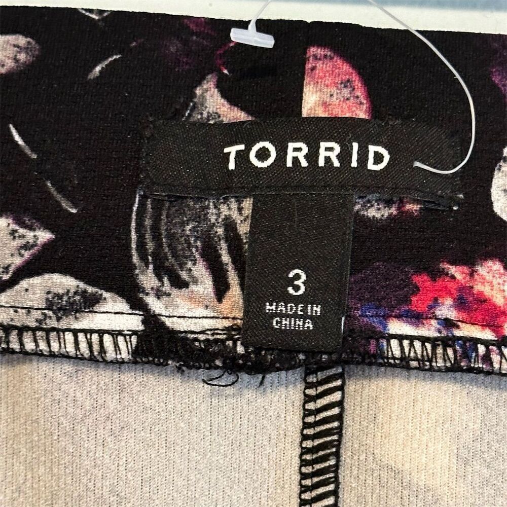Torrid Women's Plus Floral Print Mini Skirt Multicolor Summer Casual Size 3X - Picture 11 of 12